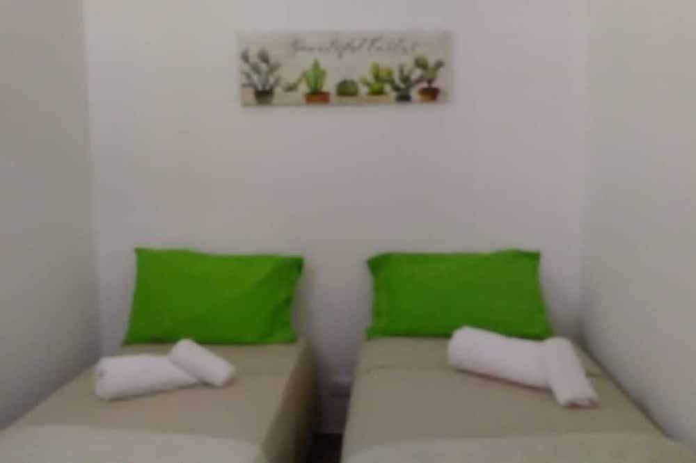 Home Salusa Cir19082071C203183 Cinit082071C2P6G7Qa3P in Terrasini, Palermo Province