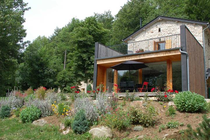Gîte pour 5 personnes, avec terrasse, animaux acceptés dans Fontrieu - 2