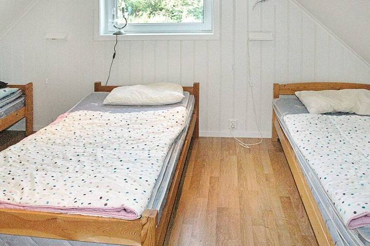 Ferienhaus für 5 Personen, mit Terrasse und Garten sowie Sauna in Eide - 3