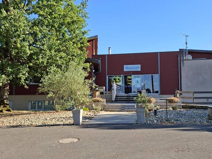 Gîte pour 4 personnes, avec sauna et piscine ainsi que vue et jardin, animaux acceptés à Chaveignes - 4