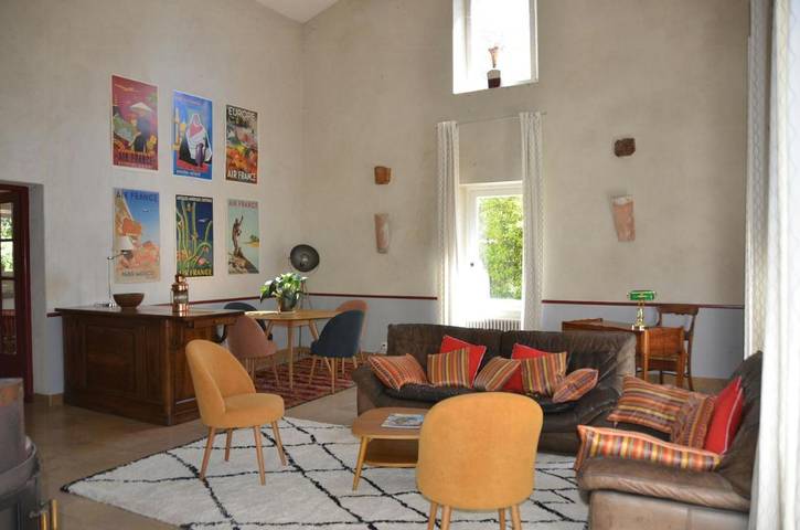 Location de vacances pour 6 personnes, avec piscine ainsi que terrasse et jardin à Saint-Gervais-sur-Roubion - 2