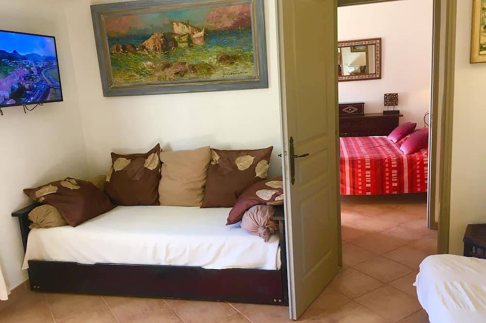 Promo! Bandol-House 9Mn A Piedi Sea -Alanque Port D'Alon-Giardino + Wifi-St Cyr / Mare in Saint-Cyr-sur-Mer, Toulon e dintorni