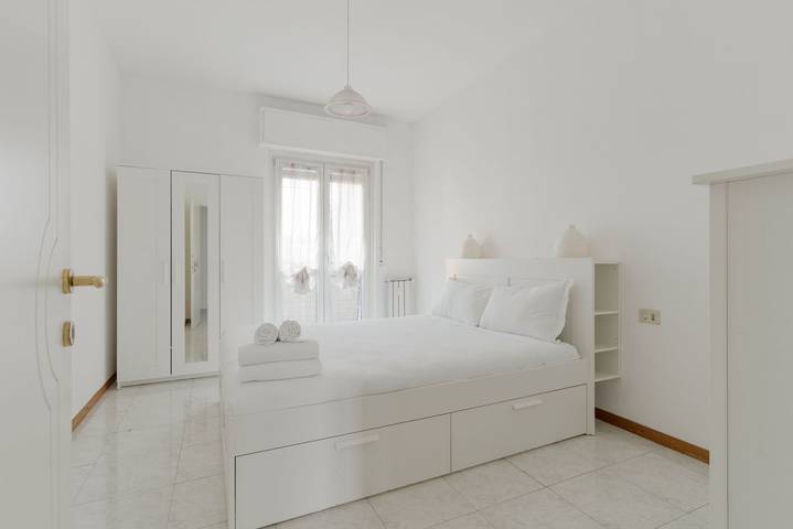 Ganze Wohnung, Ferienwohnung für 4 Personen mit Balkon/Terrasse in Mailand, Mailand Provinz