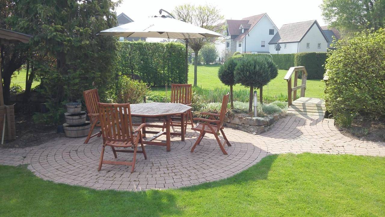 Ganze Wohnung, Apartment with Balcony in Bad Westernkotten, Erwitte