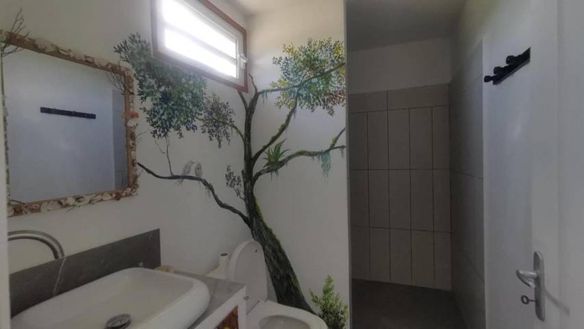 Gîte pour 3 personnes, avec terrasse ainsi que vue et jardin dans Fakarava - 2