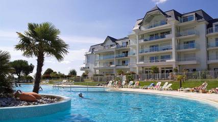 Cottage pour 6 personnes, avec piscine et jardin à L'Aiguillon-sur-Vie