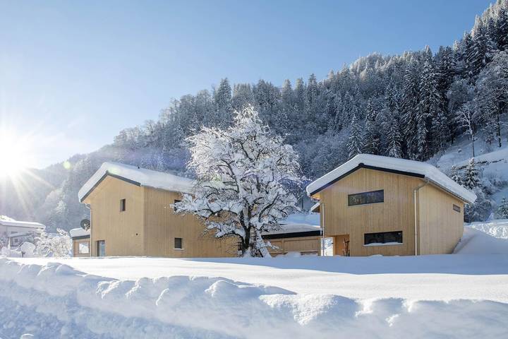 Ferienhaus für 8 Personen, mit Garten und Ausblick, mit Haustier