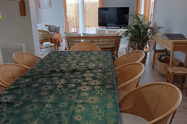 Maison de vacances pour 8 personnes, avec jacuzzi et terrasse à Carquefou