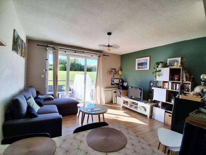 Gîte pour 4 personnes, avec piscine ainsi que terrasse et vue à Nangy - 3