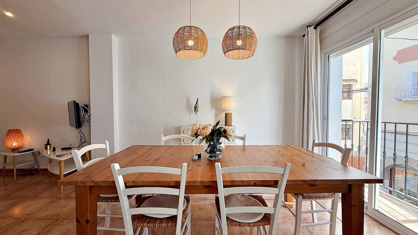 Entire apartment, Colon Atíco in Nerja Centre, Nerja