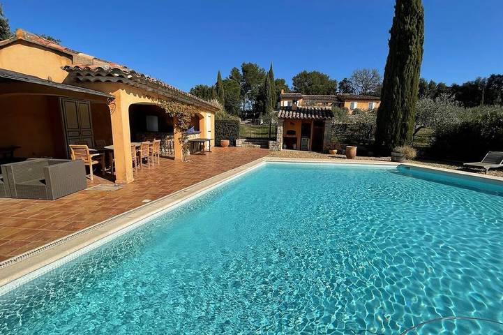 Chalet para 12 personas, con jardín - 1