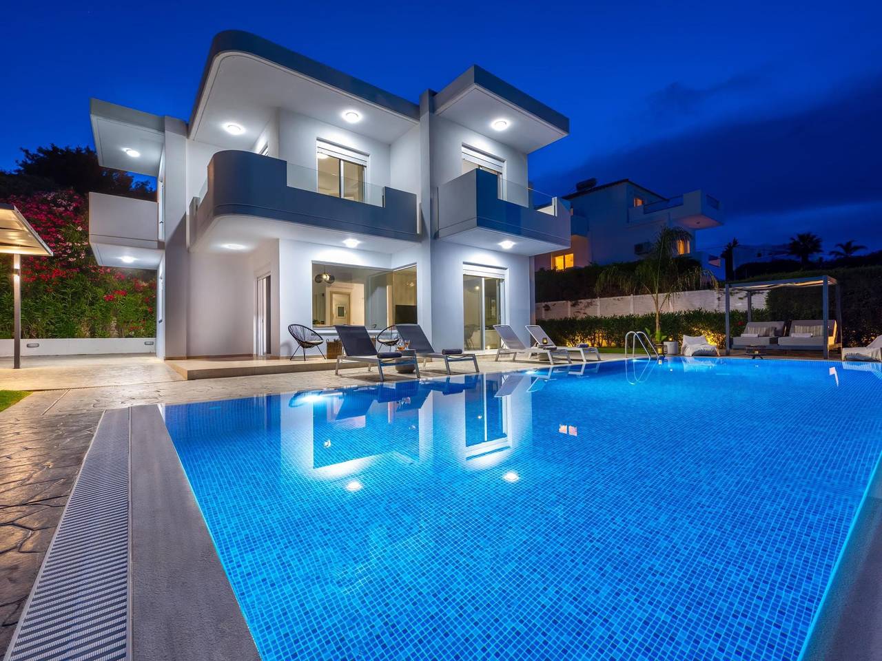 Moderne Villa mit Hügel- und Meerblick in Kolympia, Rhodes