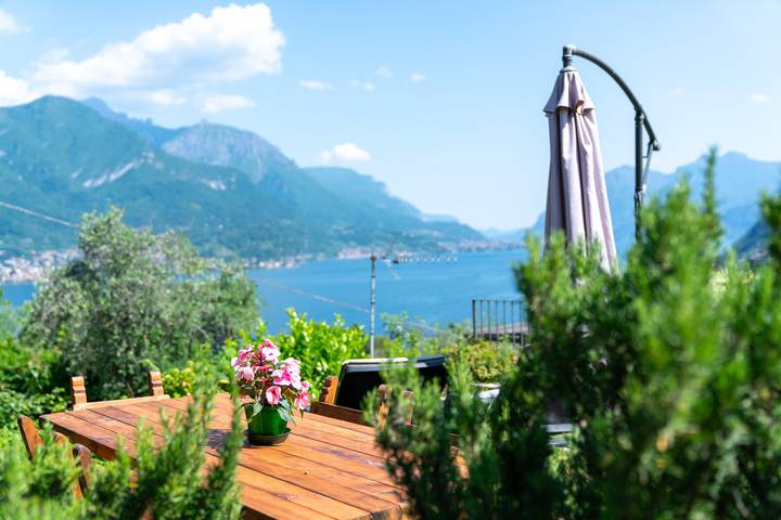 Holiday rental for 5 people, with Balcony and Garden as well as Lake view in Bellagio