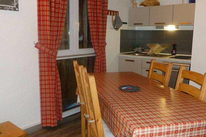 Location de vacances pour 6 personnes, avec jacuzzi dans Le Lioran