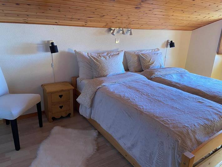 Chalet pour 6 personnes, avec balcon ainsi que vue et jardin à Crans-Montana - 2