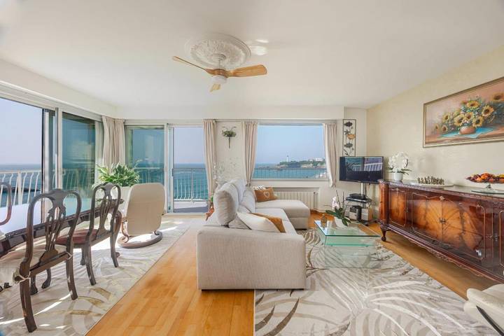 Gîte pour 4 personnes, avec balcon dans Le Bellevue (Biarritz) - 2