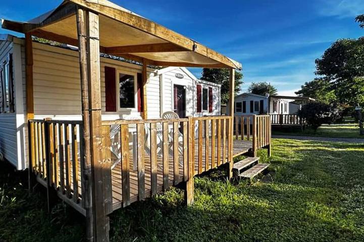 Mobil home pour 4 personnes à Massillargues-Attuech