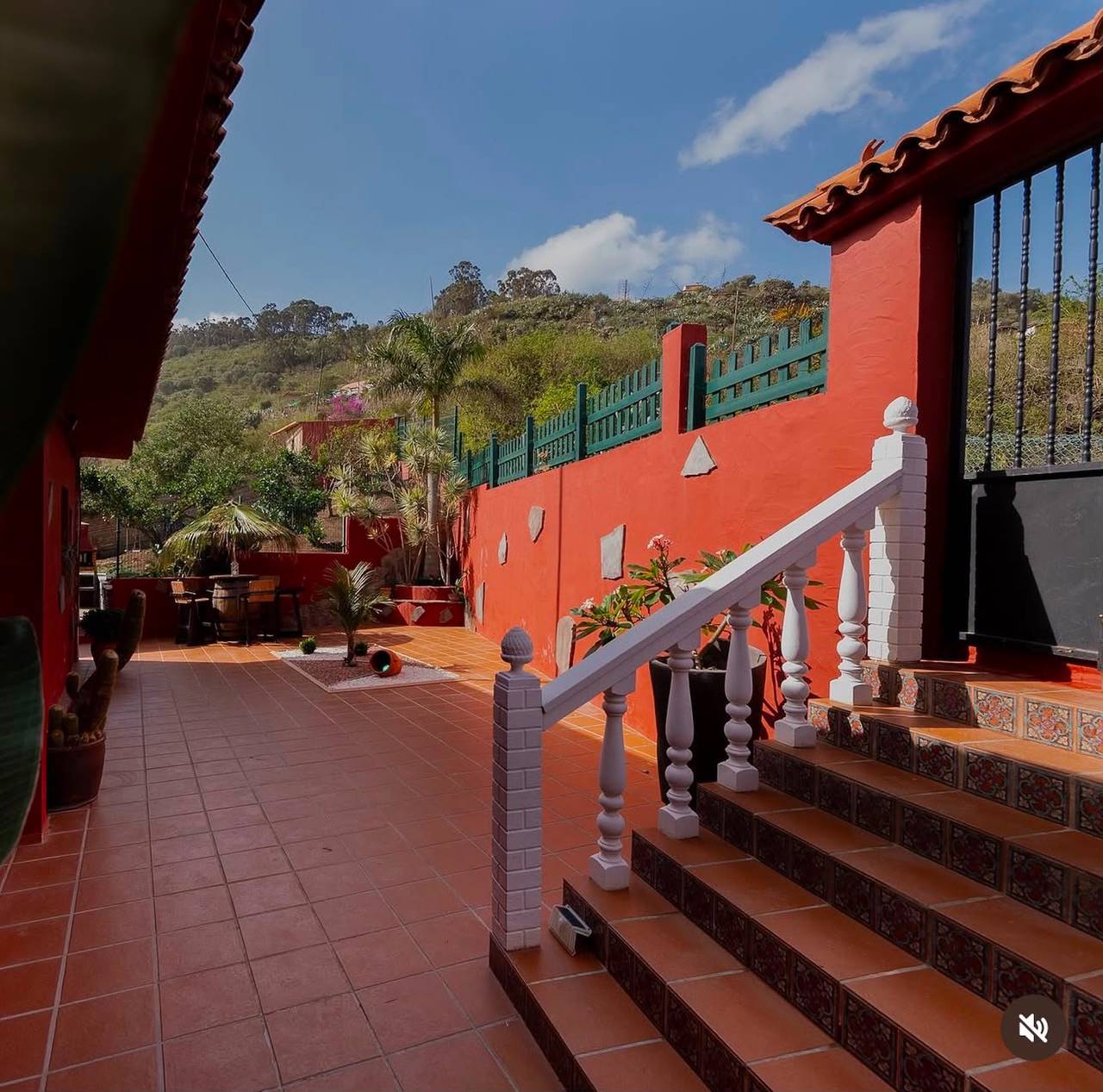 Vacation Villa 'Balcón de Azuaje' with Mountain Views, Private Pool, and Wi-Fi in Moya, North Gran Canaria