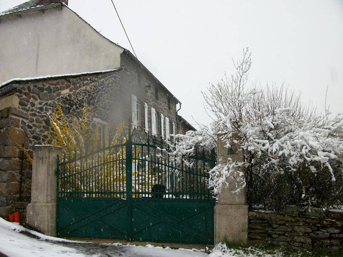 Holiday Home in Sériers, Neuvéglise-sur-Truyère
