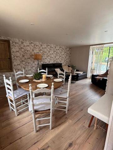 Location de vacances pour 5 personnes, avec jardin et terrasse à Commes - 2