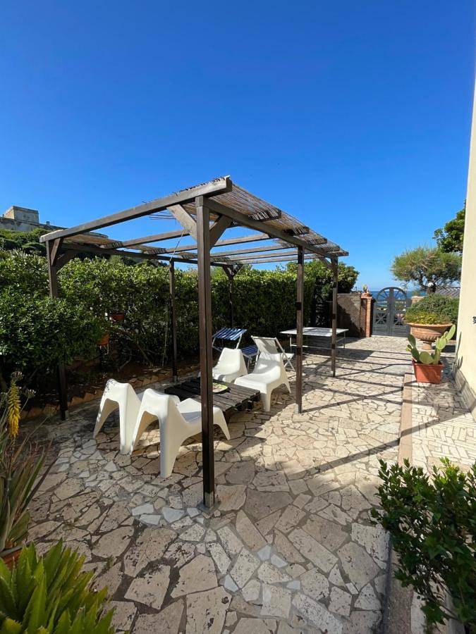 Villa - Beach Front in Anzio, Lazio