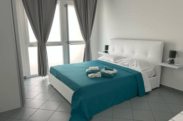 Appartamento intero, Elegante appartamento per 5 ospiti con A/C, Wifi e Tv in Costa Tirrenica Calabria