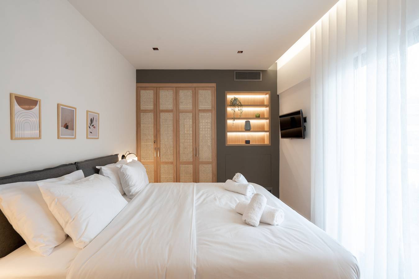 Entire apartment, A - Voulis 35, 1b1b Apt Right 102 in Central Section of Athens, Athens