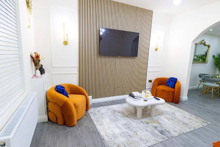 Cosy 3 Bedroom House In Manchester Sleeps 7 in Gran Mánchester