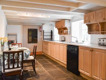 Holiday Rental for 8 People in Cornwall, Photo 3