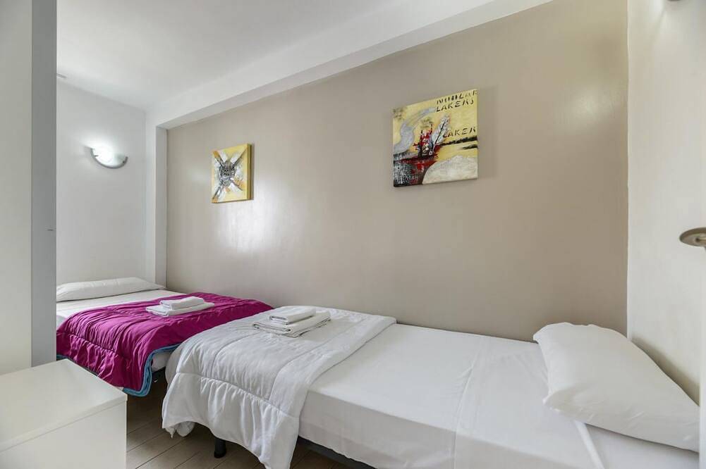 Entire apartment, Esmeralda apartment in Ibiza!!! 201 in Ses Figueretes, Ibiza (Municipality)