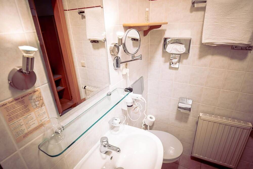 Doppelzimmer, Dusche, Wc - Hotel Heinz in Plauen, Chemnitz und Umgebung