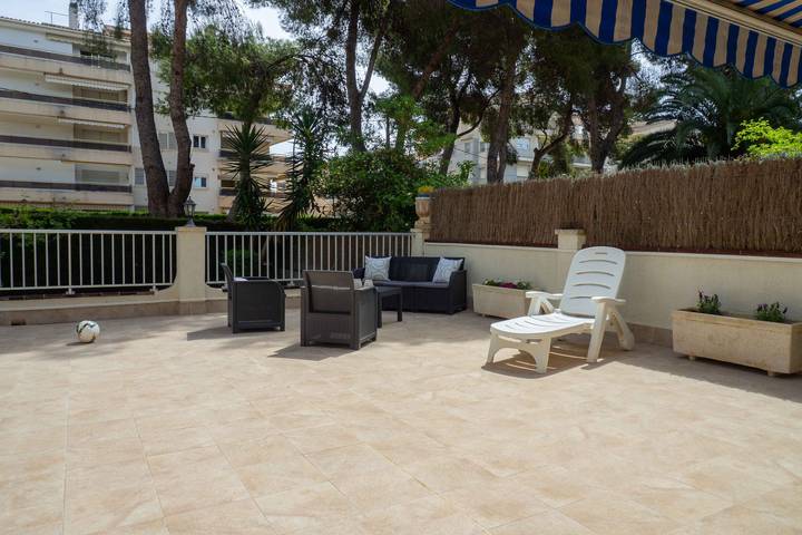 Apartamento para 4 personas, con jardín en Cunit