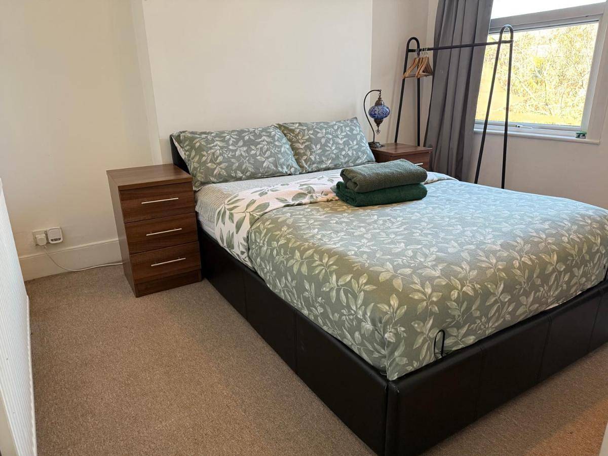Double Room in Haringey, London