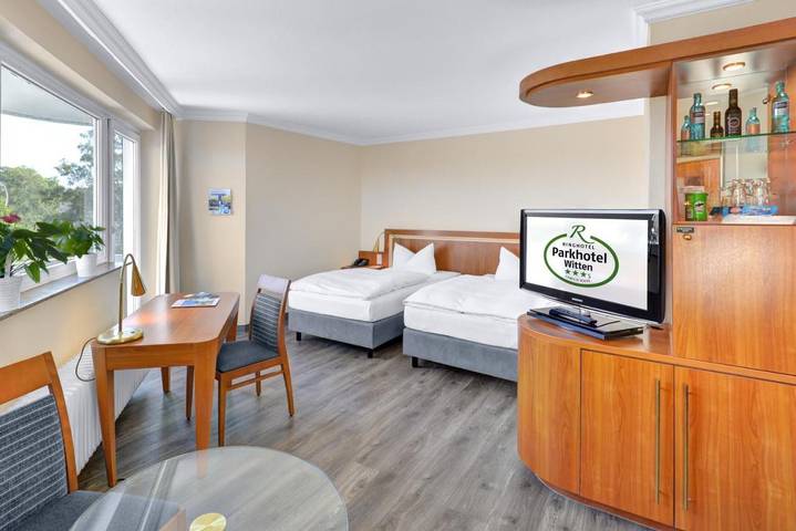 Hotel für 2 Personen, mit Balkon und Terrasse sowie Pool und Sauna in Witten