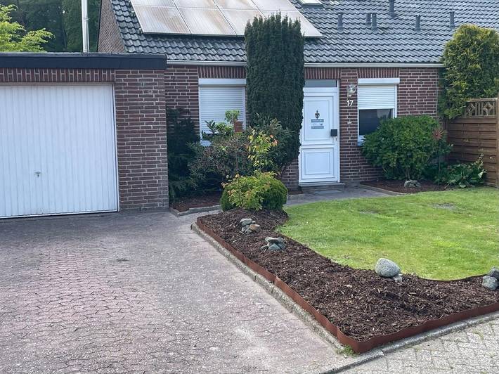 Ferienhaus für 6 Personen, mit Garten in Berumbur