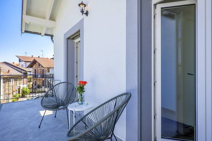 Ferienwohnung für 6 Personen, mit Terrasse und Garten sowie Seeblick und Ausblick, mit Haustier in Comune di Stresa - 2