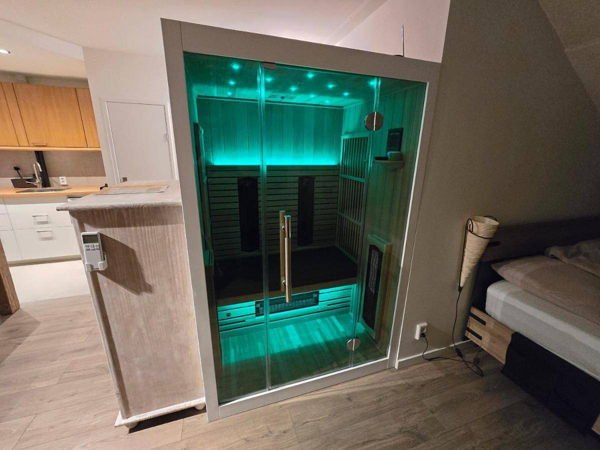 Geheel appartement, Quadruple Room with Private Bathroom in Heerhugowaard, Nederlandse kust