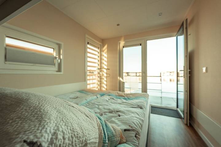 Hausboot für 4 Personen, mit Seeblick und Terrasse in Sachsen - 4