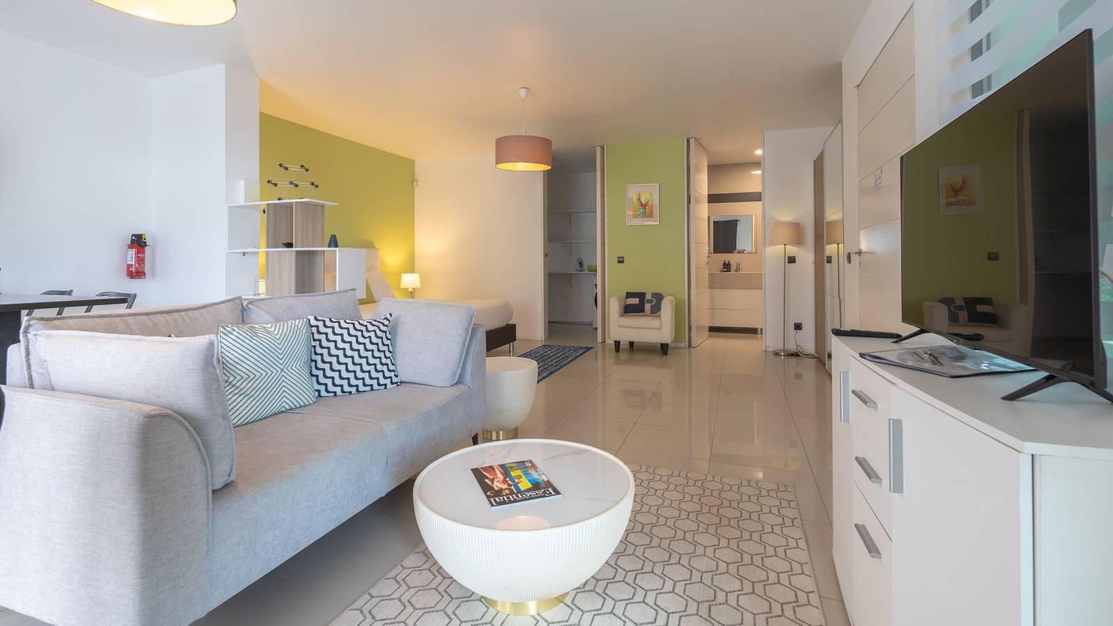 Apartamento entero, Apartamento de vacaciones para 2 personas con balcón in Pináculo, Ponta do Sol