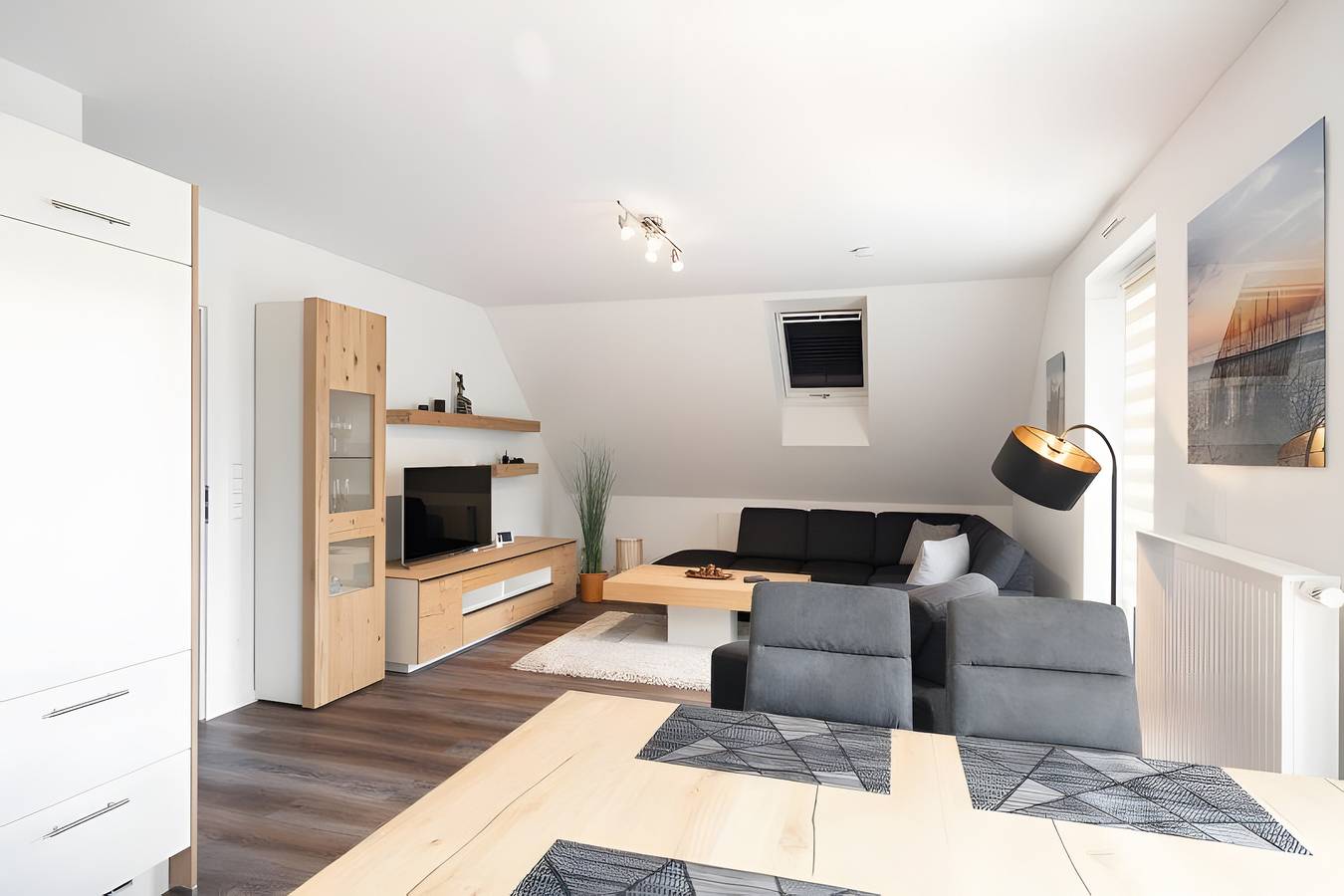 Entire apartment, Apartment 2 with Wi-Fi and Balcony in Potsdam, Mittelmark