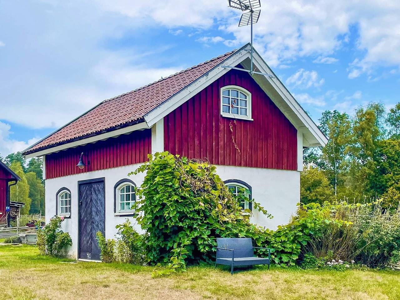 Hus för 3 Personer, med trädgård