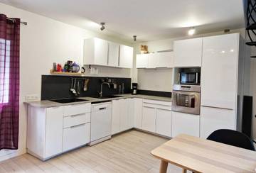 Chambre d’hôte pour 12 personnes, avec jardin dans Vendegies-sur-Écaillon