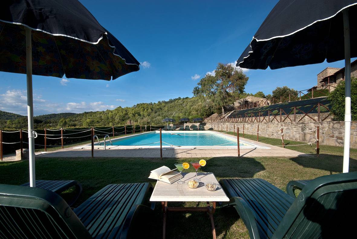 Apartamento vacacional entero, Apartamento vacacional con piscina y pequeña finca  in Gualdo Cattaneo, Provincia de Perugia