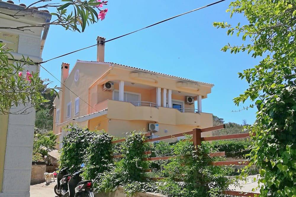 Appartamento vacanze a Veli Rat a partire da 77€ a notte