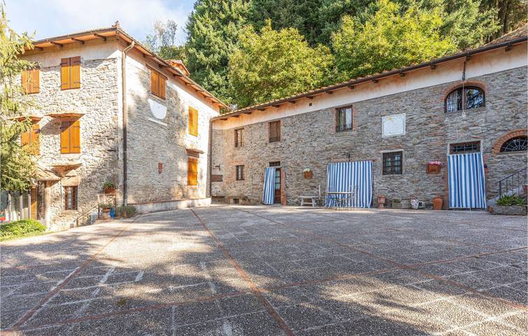 Vakantiehuis voor 8 personen in Pistoia