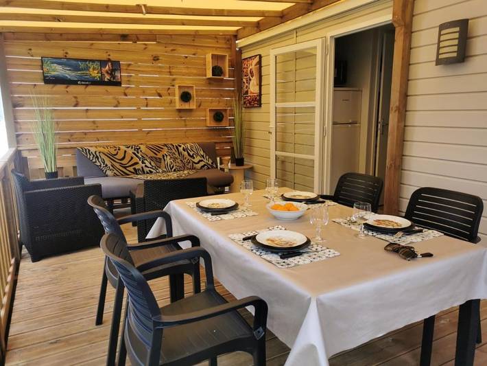 Location de vacances pour 4 personnes, avec piscine ainsi que jardin et vue à Herm - 3