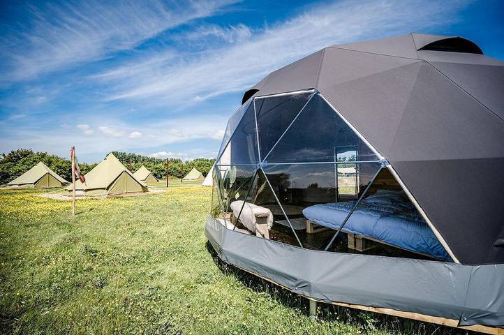 Glamping voor 4 personen, with Balkon/Terras and Terras as well as Sauna in Zuid-Holland