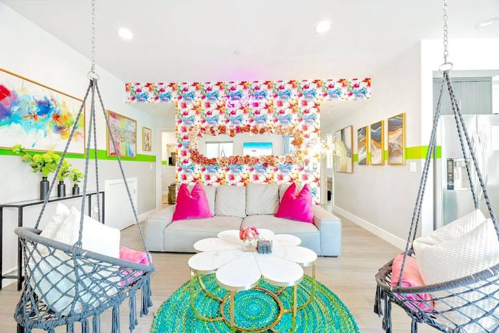 Apartamento para 12 personas, con balcón y vistas en North Hollywood