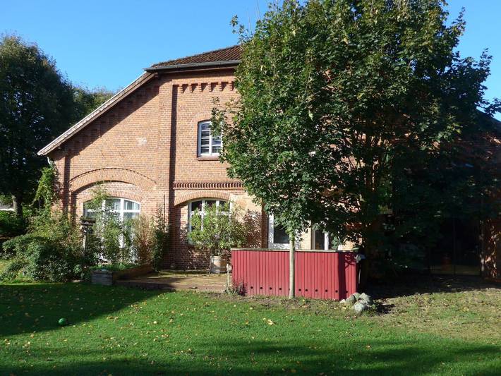 Ferienwohnung für 6 Personen, mit Garten und Terrasse sowie Sauna in Hoppenrade