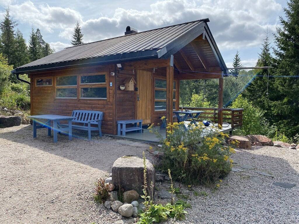 Naturhytte mit Gästehaus in Nissedal